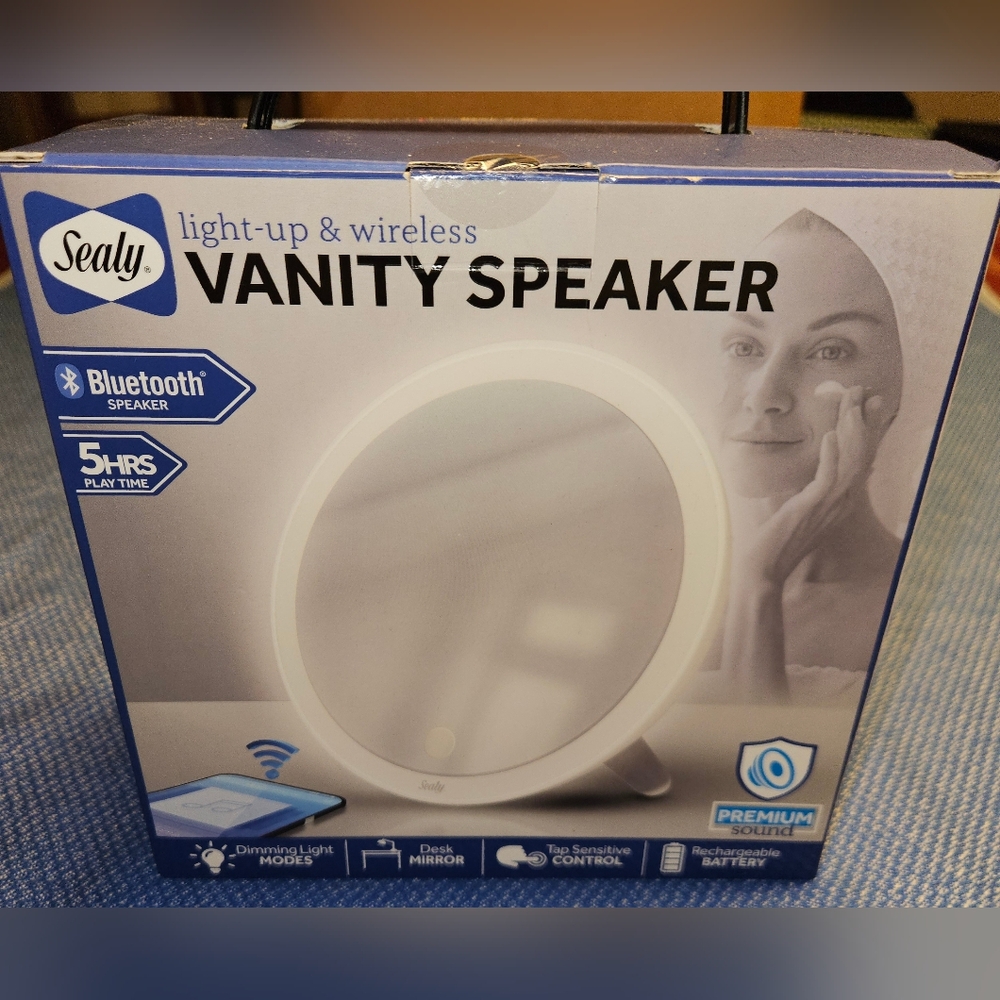 Sealy Wireless/Bluetooth Vanity Mirror & Speaker New in Box Holds up 5HR Charge